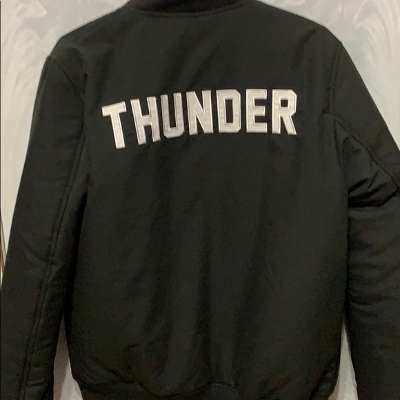 NBA OKC thunder bomber jacket - Picture 8 of 8